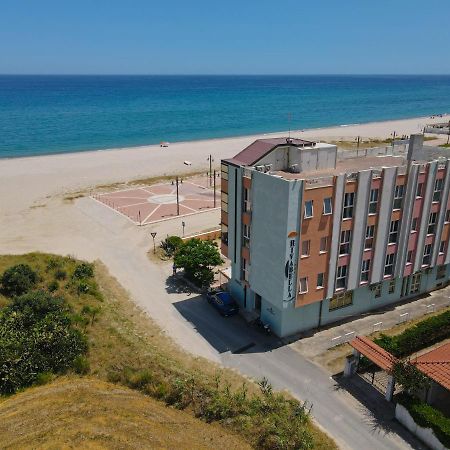 Hotel Rivabella Даволи Екстериор снимка