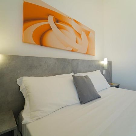 Hotel Rivabella Даволи Екстериор снимка