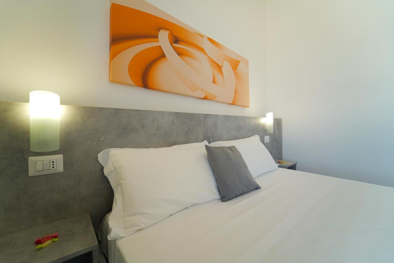 Hotel Rivabella Даволи Екстериор снимка