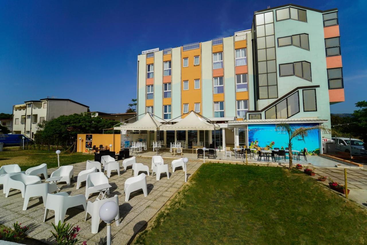Hotel Rivabella Даволи Екстериор снимка