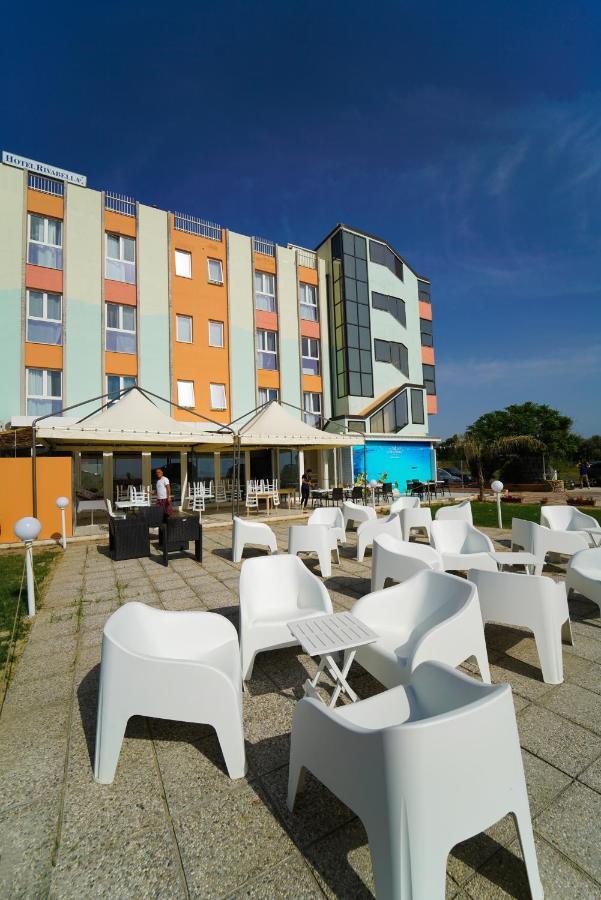 Hotel Rivabella Даволи Екстериор снимка