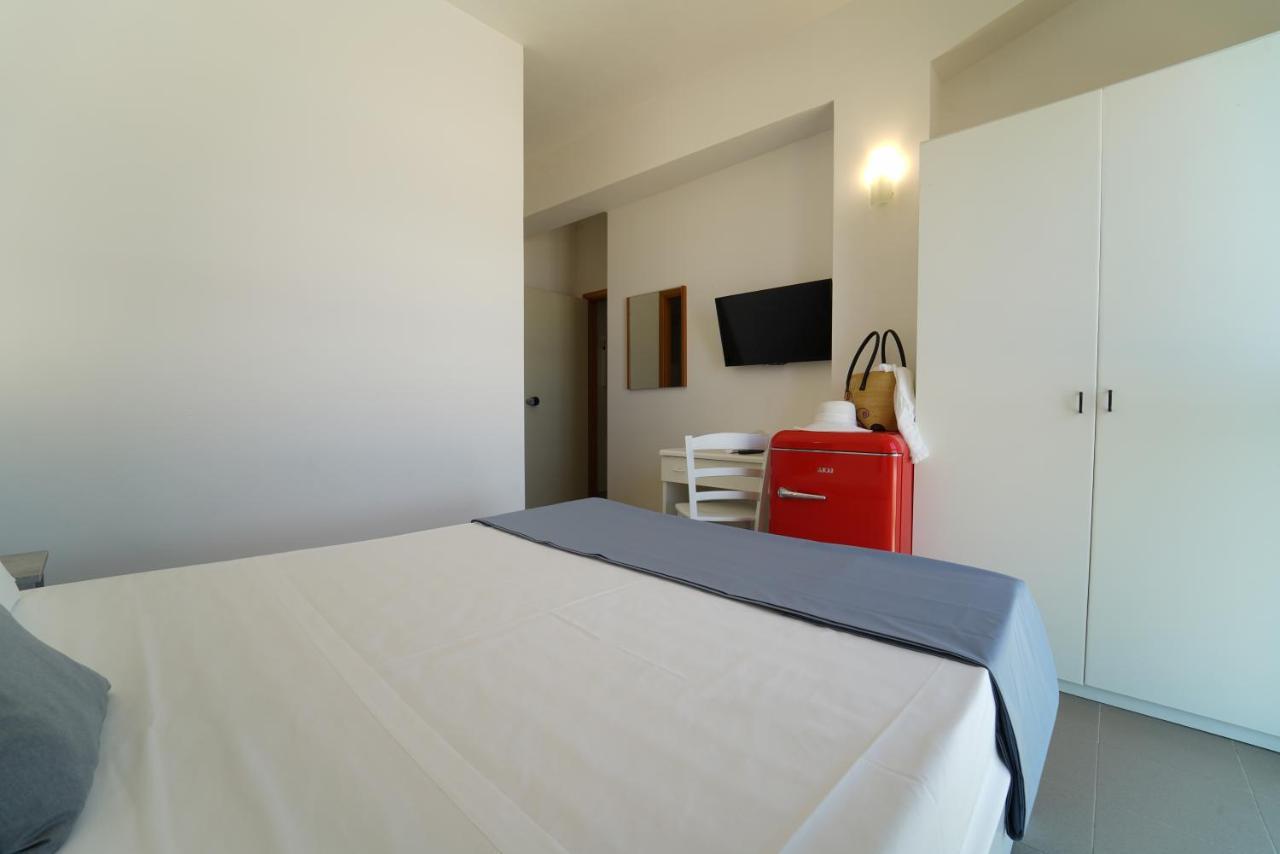 Hotel Rivabella Даволи Екстериор снимка