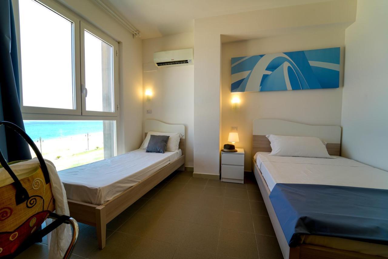 Hotel Rivabella Даволи Екстериор снимка